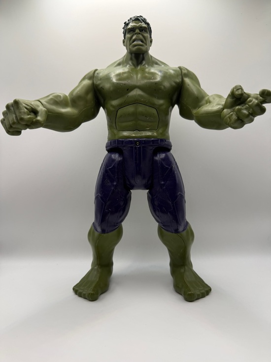 Marvel Action Figure Bundle - Picture 9 of 10